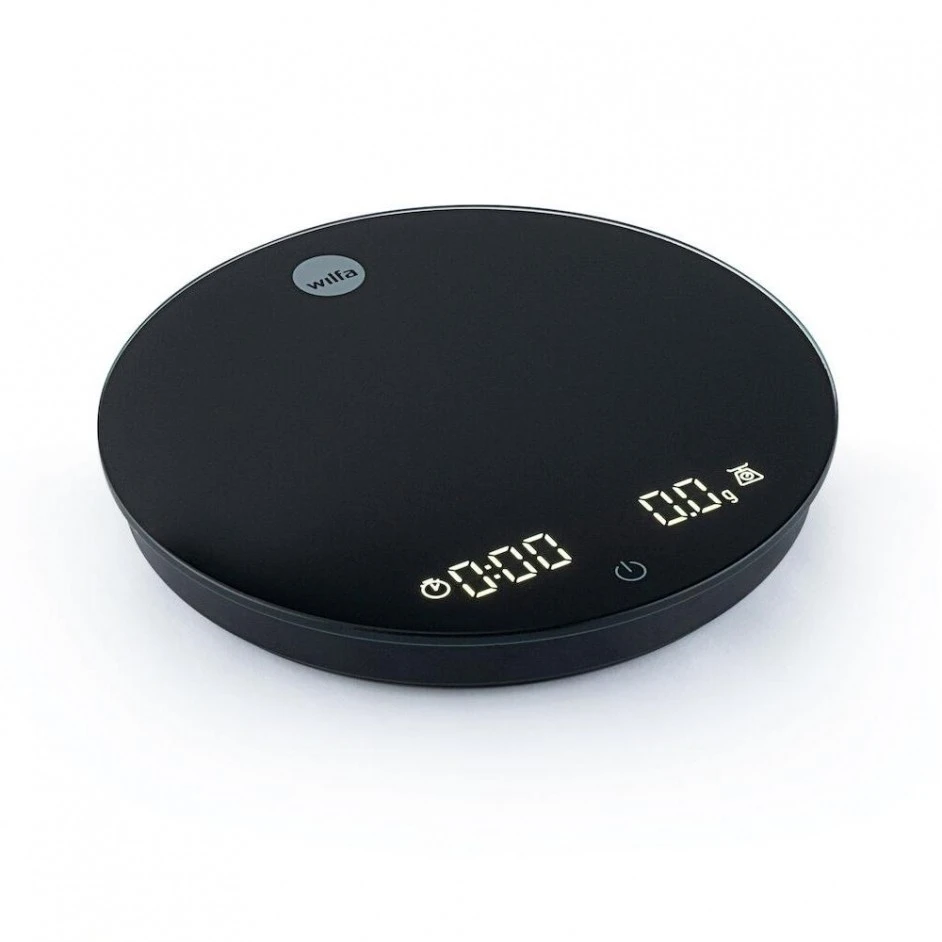 Wilfa Precisie Keukenweegschaal Uniform Zwart Wilfa Precisie Keukenweegschaal Uniform Zwart -Praktische Winkel Voor Keukenbenodigdheden kitchen scale uni ks1b t2 angled product on1 638f2a67aa8cd4.12386009