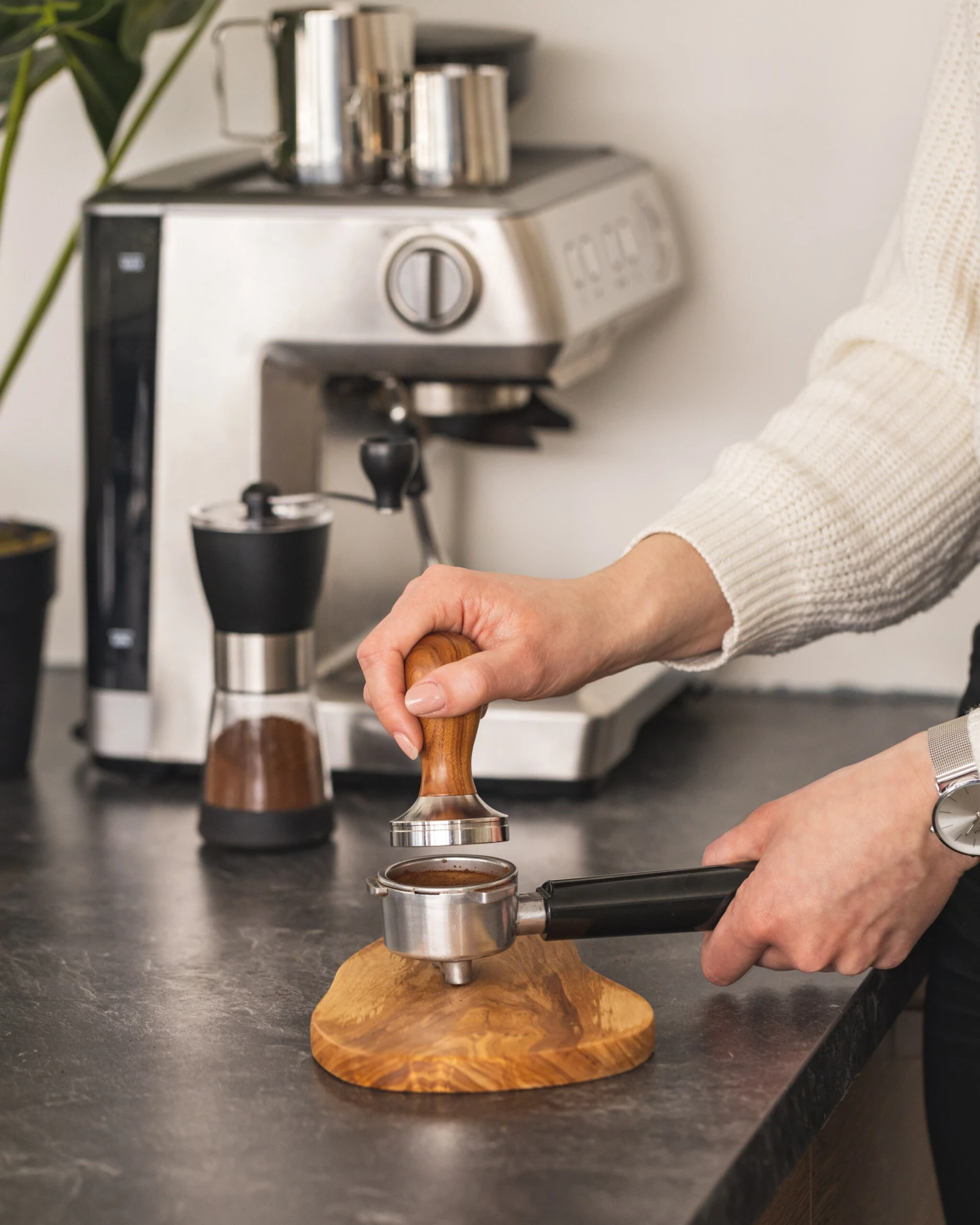 Jay Hill Koffie Barista Tamper - Rozenhout - ø 50.8 mm Jay Hill Koffie Barista Tamper - Rozenhout - ø 50.8 Mm -Praktische Winkel Voor Keukenbenodigdheden koffie 3 scaled
