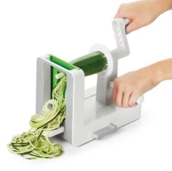 OXO Good Grips Spiraalsnijder Pro 9 OXO Good Grips Spiraalsnijder Pro -Praktische Winkel Voor Keukenbenodigdheden oxo spiraalsnijder pro 7