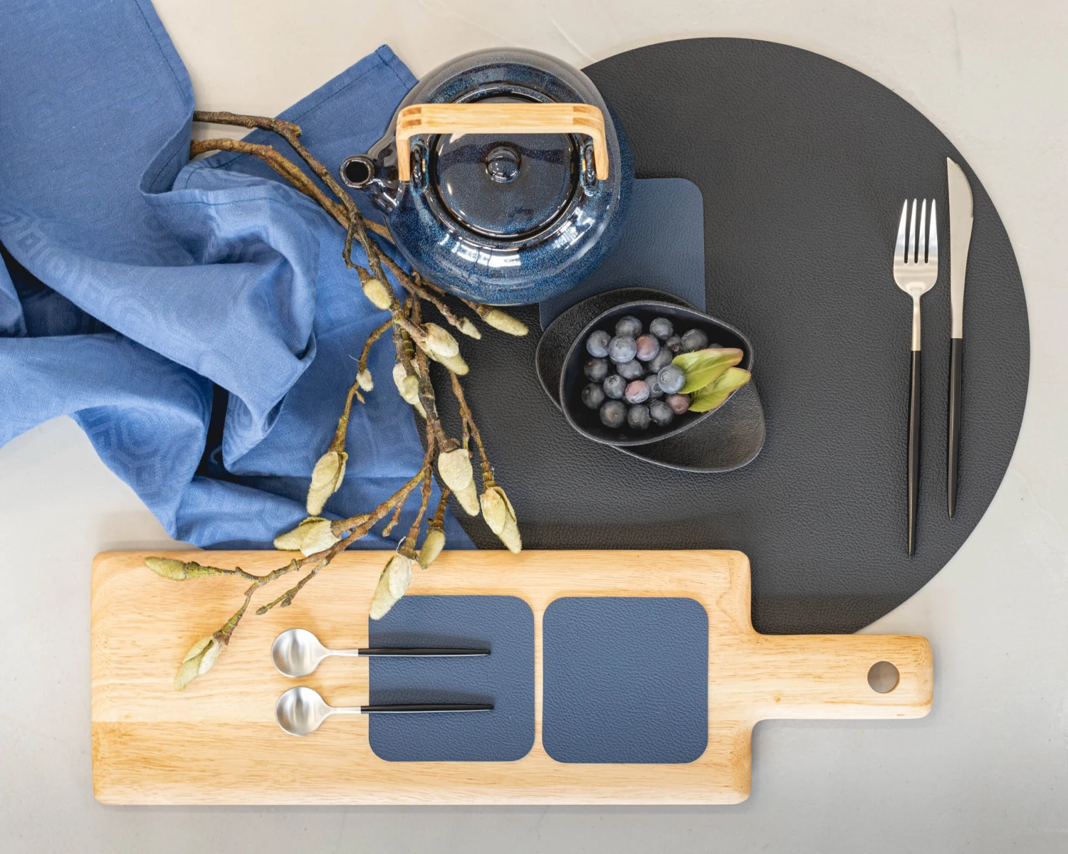 Jay Hill Bestekset - RVS / Zwart - 4-delig Jay Hill Bestekset - RVS / Zwart - 4-delig -Praktische Winkel Voor Keukenbenodigdheden placemat 7 3 scaled