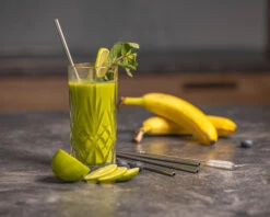 Sareva Herbruikbare Rietjes - Met Borstel - RVS - 4 Stuks 3 Sareva Herbruikbare Rietjes - Met Borstel - RVS - 4 Stuks -Praktische Winkel Voor Keukenbenodigdheden product keuken 2