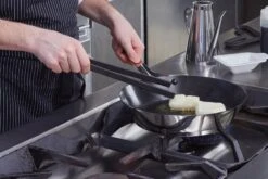 Sambonet Serveerpincet Zwart 4 Sambonet Serveerpincet Zwart -Praktische Winkel Voor Keukenbenodigdheden sambonet serveerpincet zwart sfeer3