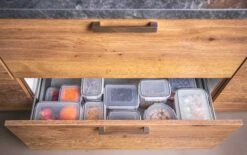 Sareva Vershoudbakje Clip & Fresh - Kunststof - ø 14 Cm / 750 Ml 4 Sareva Vershoudbakje Clip & Fresh - Kunststof - ø 14 Cm / 750 Ml -Praktische Winkel Voor Keukenbenodigdheden sareva 4 1