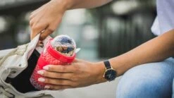 Sareva Muesli Beker - Met Lepel - Yoghurt 2 Go - Rood -Praktische Winkel Voor Keukenbenodigdheden sfeer 11 1