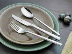 Sola Bestekset Montreux - 70 Delig / 8 Personen 3 Sola Bestekset Montreux - 70 Delig / 8 Personen -Praktische Winkel Voor Keukenbenodigdheden sola montreux