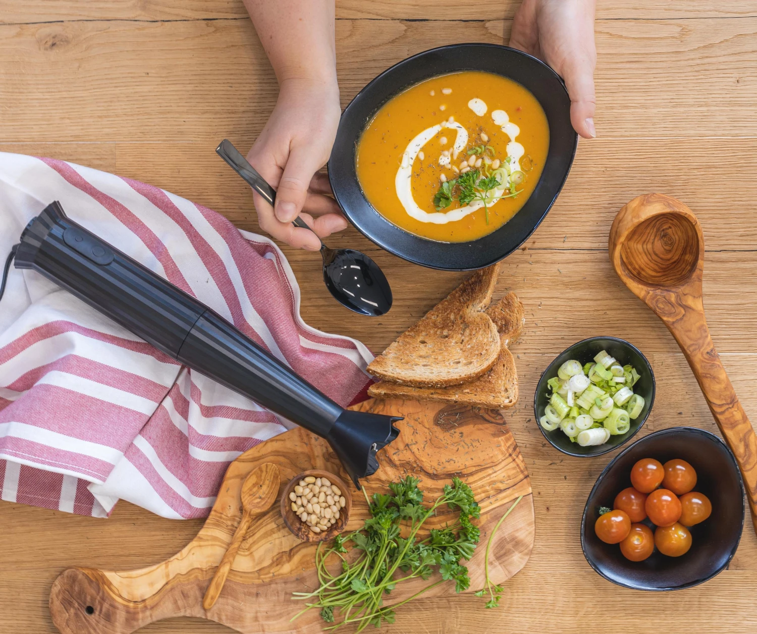 Alessi Staafmixer Set Plissé - Zwart - Michele de Lucchi - MDL10S B Alessi Staafmixer Set Plissé - Zwart - Michele De Lucchi - MDL10S B -Praktische Winkel Voor Keukenbenodigdheden staafmixer 4 1