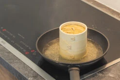 Sareva Stoommandje Bamboe 2-laags - ø 10 Cm 7 Sareva Stoommandje Bamboe 2-laags - ø 10 Cm -Praktische Winkel Voor Keukenbenodigdheden stoommand gebruik 3