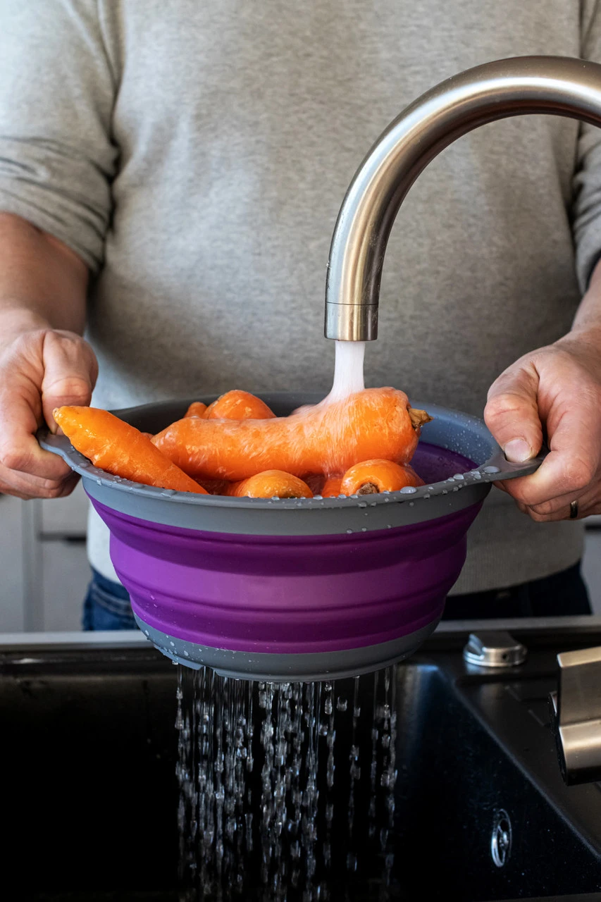 Colourworks Vergiet Paars - ø 24 cm Colourworks Vergiet Paars - ø 24 Cm -Praktische Winkel Voor Keukenbenodigdheden